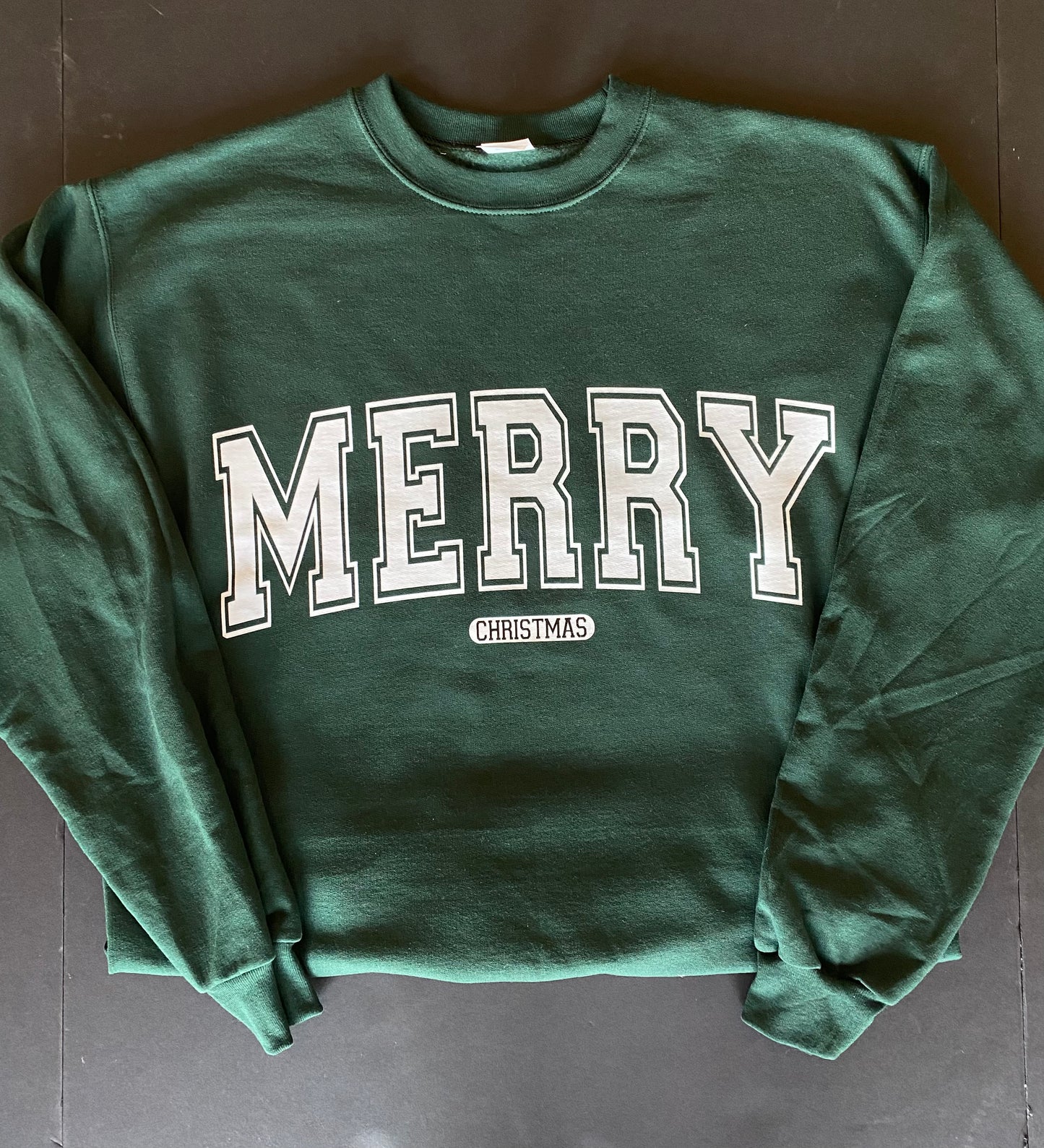 GREEN MERRY CHRISTMAS SWEATSHIRT