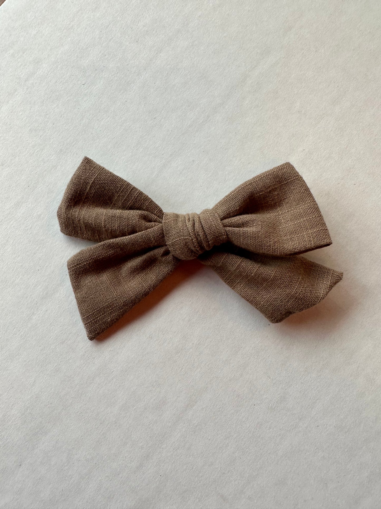 Linen hair Bow - Brown