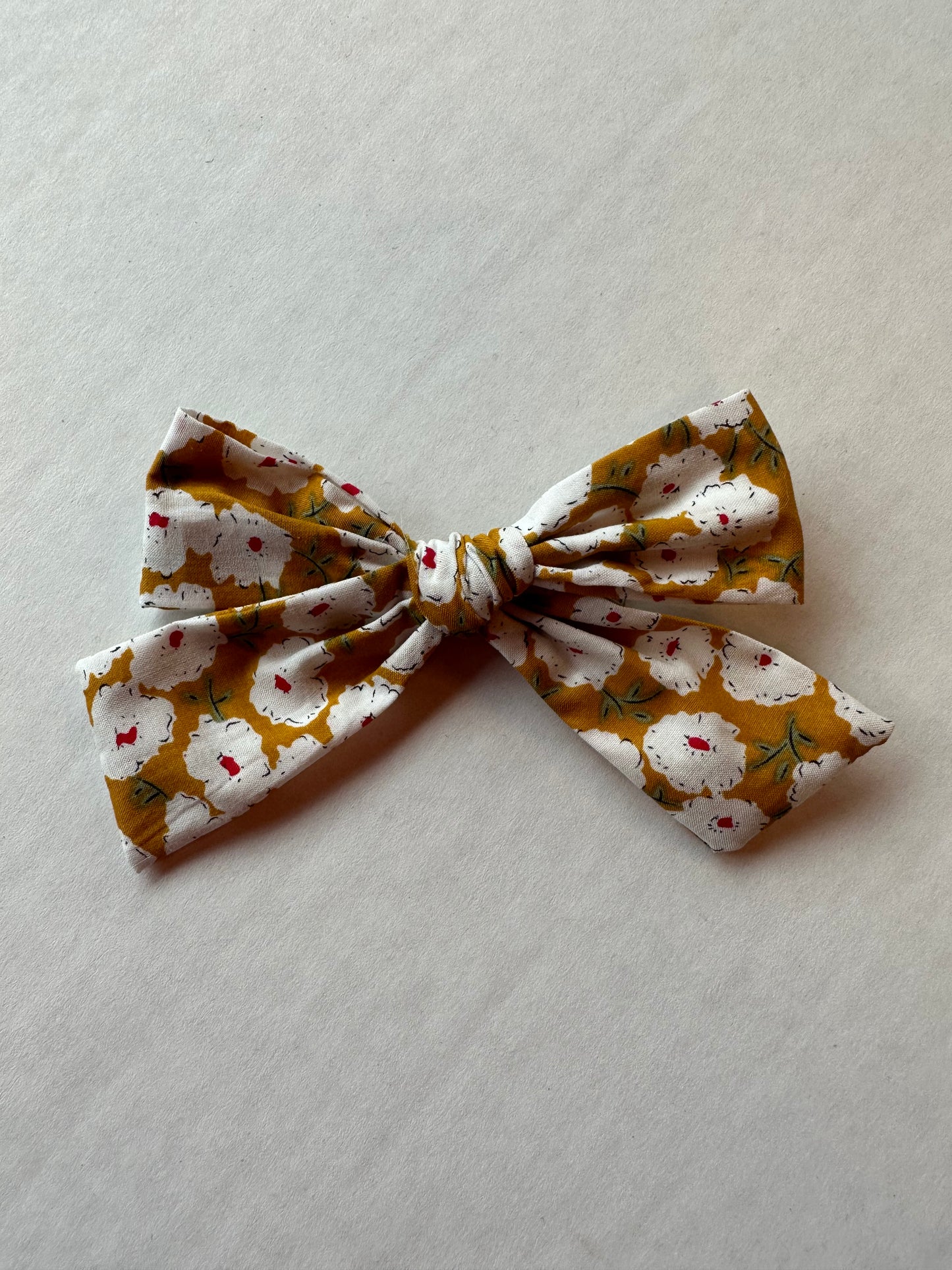 Linen Bow - white flower