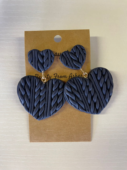 'Knitted Heart' earrings in navy